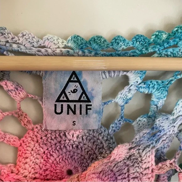 UNIF Sleeveless Knit Granny Square Doily Afghan Ice Dye Rainbow Tunic Top Dress - Picture 4 of 4